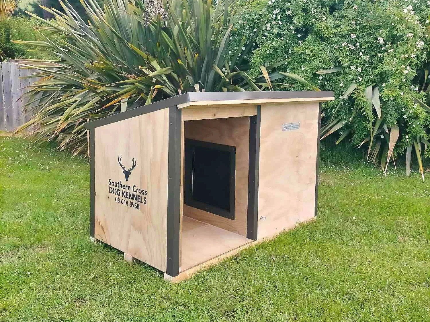 Extra large insulated dog kennel online
